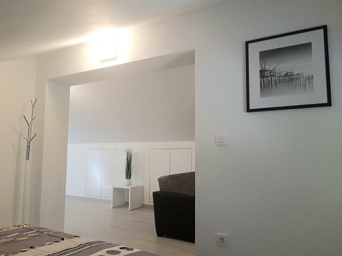 Apartments Marino Сень Екстер'єр фото